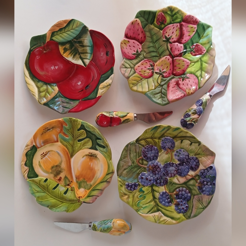 WHOLE HOME Ceramic Plate and Knife Set. Fruit Orchard Collection